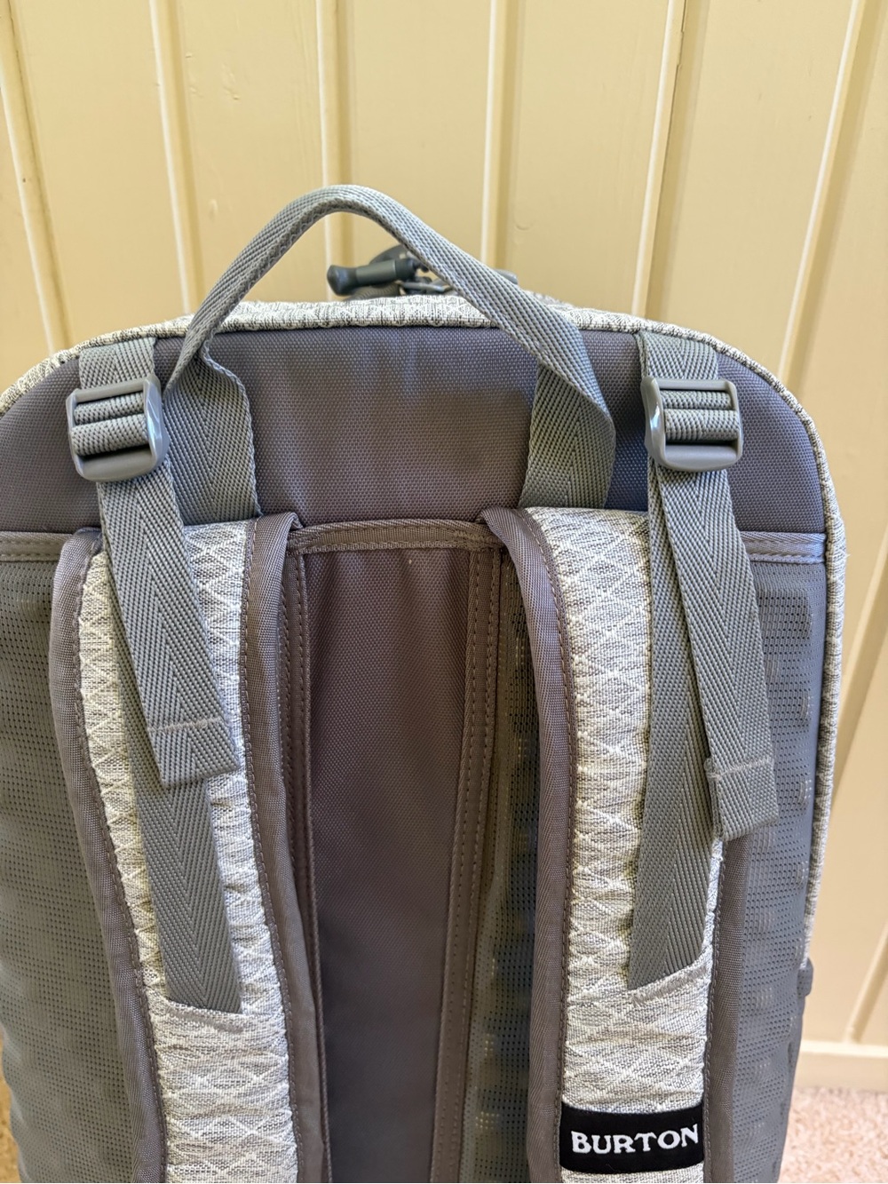 BURTON Backpack – Excellent Condition - Picture 5 of 12